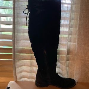 Women’s Knee-High Boots